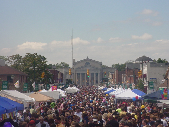 People gather for an Chamber of Commerce event